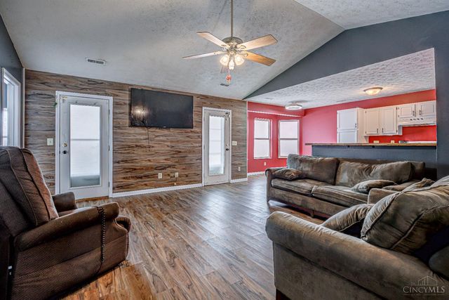 623 Willow Place, Trenton, OH 45067