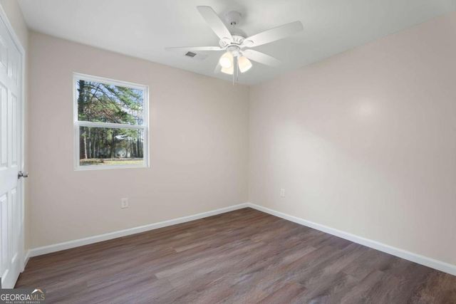 20 Skylark Lane, Jonesboro, GA 30238