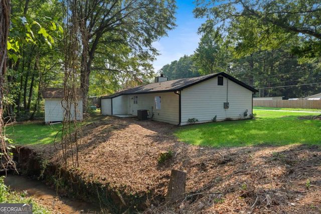 20 Skylark Lane, Jonesboro, GA 30238