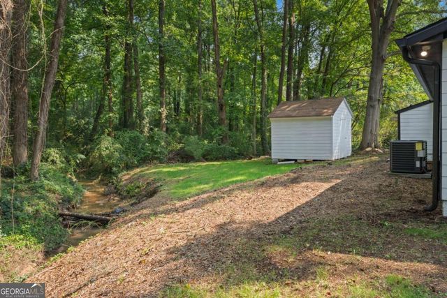 20 Skylark Lane, Jonesboro, GA 30238