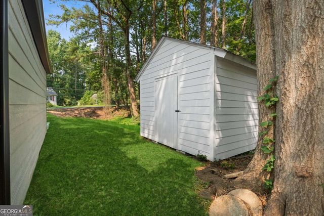 20 Skylark Lane, Jonesboro, GA 30238
