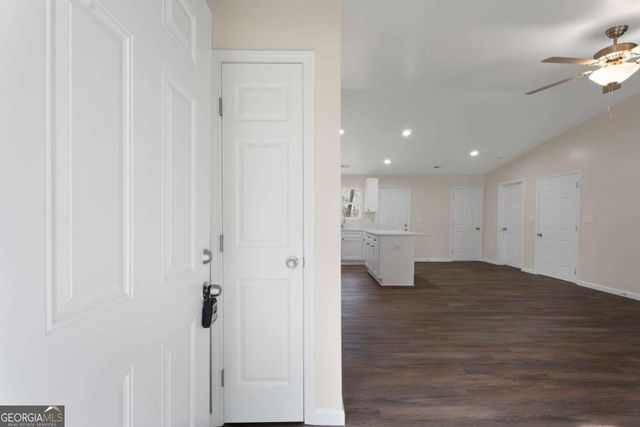 20 Skylark Lane, Jonesboro, GA 30238