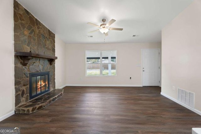 20 Skylark Lane, Jonesboro, GA 30238