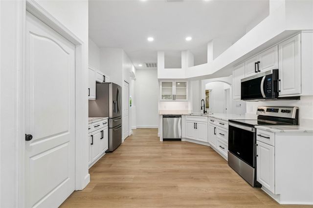 3041 BEAVER POND TRAIL, Valrico, FL 33596