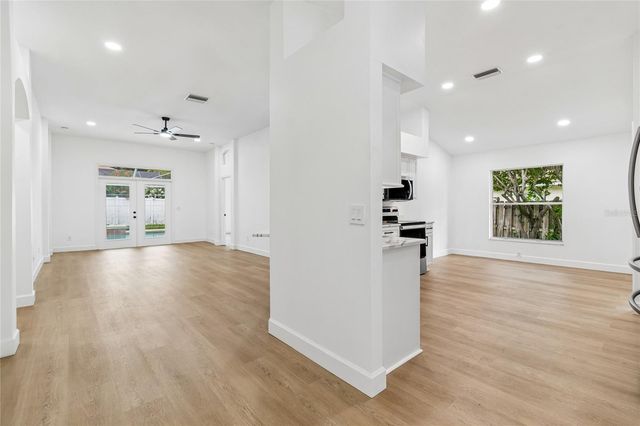 3041 BEAVER POND TRAIL, Valrico, FL 33596