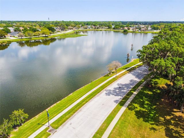 3041 BEAVER POND TRAIL, Valrico, FL 33596