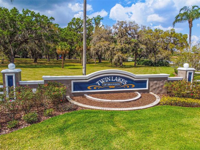 3041 BEAVER POND TRAIL, Valrico, FL 33596