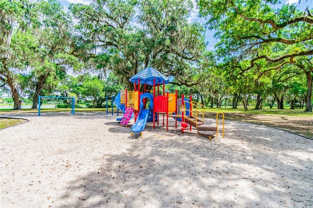 3041 BEAVER POND TRAIL, Valrico, FL 33596