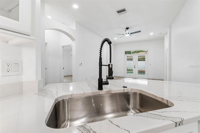 3041 BEAVER POND TRAIL, Valrico, FL 33596