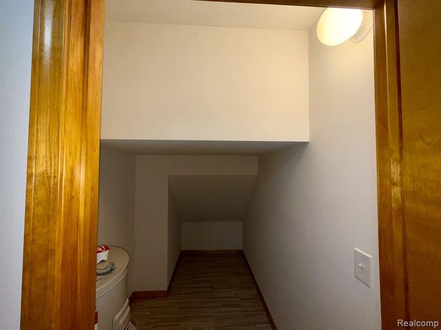 314 Marigold Circle, Westland, MI 48185