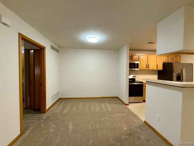 314 Marigold Circle, Westland, MI 48185