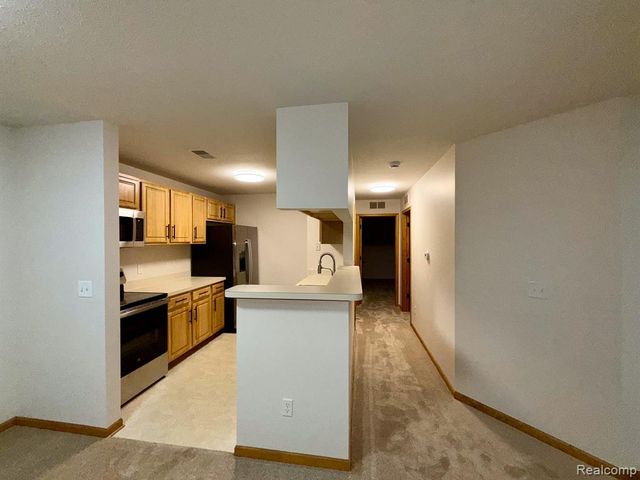 314 Marigold Circle, Westland, MI 48185