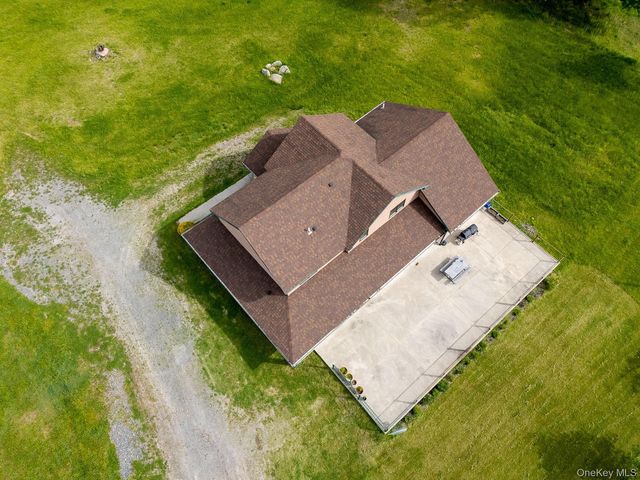 240 B Mountaindale Road, Greenfield Park, NY 12435