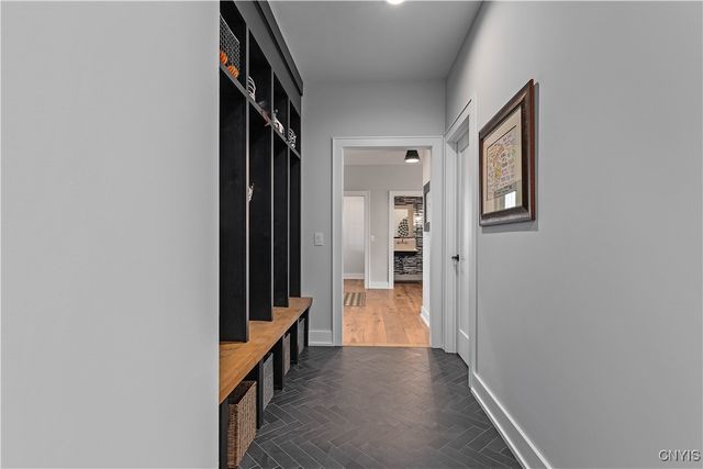 7101 Kittiwake Run, Manlius, NY 13104