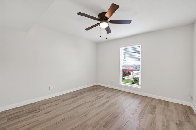 1516 Bay Area Boulevard K15, Houston, TX 77058