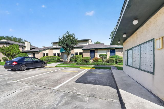 1516 Bay Area Boulevard K15, Houston, TX 77058