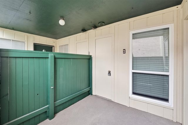 1516 Bay Area Boulevard K15, Houston, TX 77058