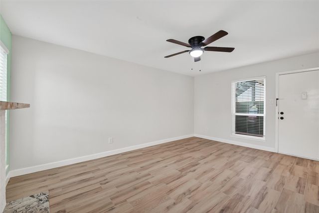 1516 Bay Area Boulevard K15, Houston, TX 77058