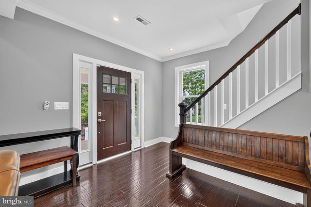 3717 30TH PL NE, Washington, DC 20018