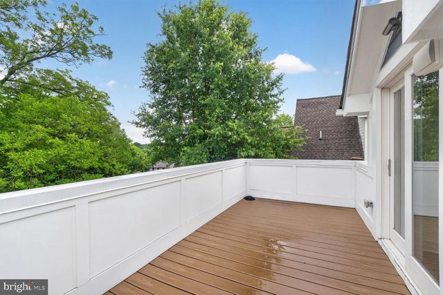 3717 30TH PL NE, Washington, DC 20018