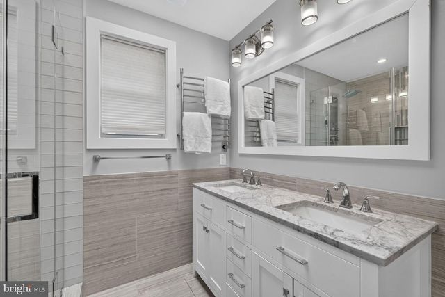 3717 30TH PL NE, Washington, DC 20018