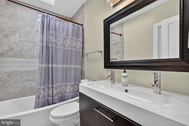 3717 30TH PL NE, Washington, DC 20018