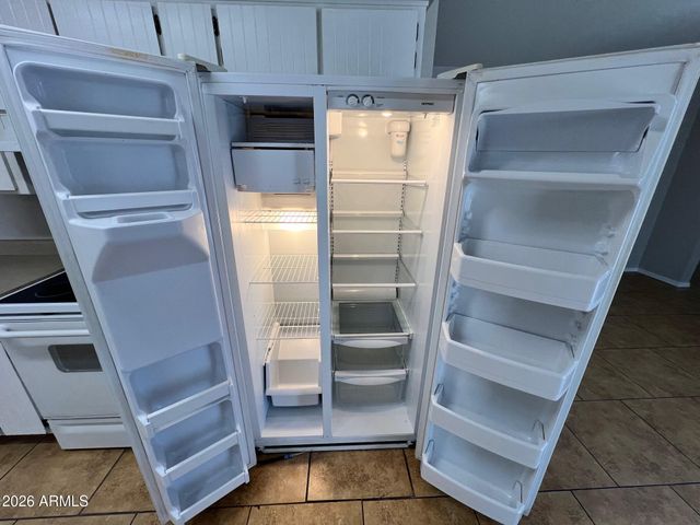 551 W GAIL Drive, Chandler, AZ 85225