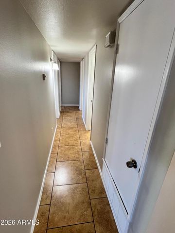 551 W GAIL Drive, Chandler, AZ 85225