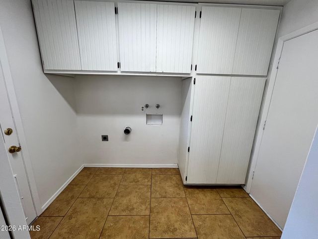 551 W GAIL Drive, Chandler, AZ 85225