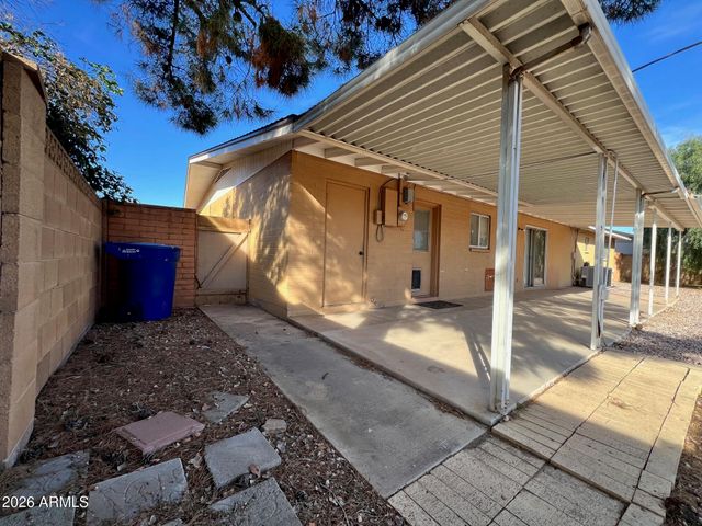 551 W GAIL Drive, Chandler, AZ 85225