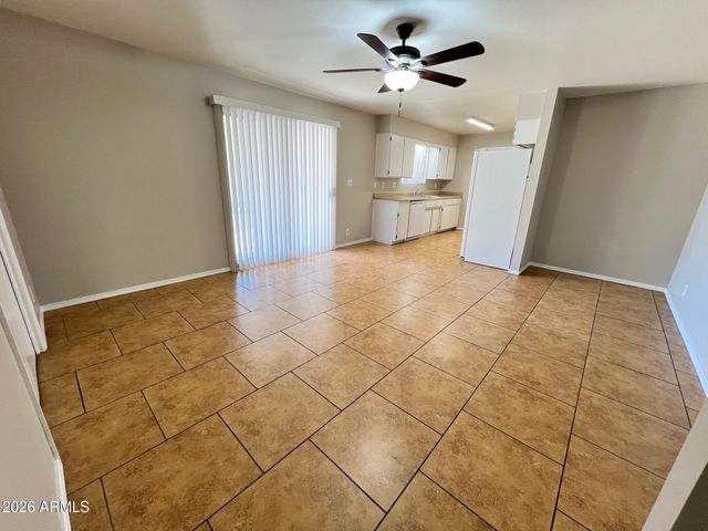 551 W GAIL Drive, Chandler, AZ 85225