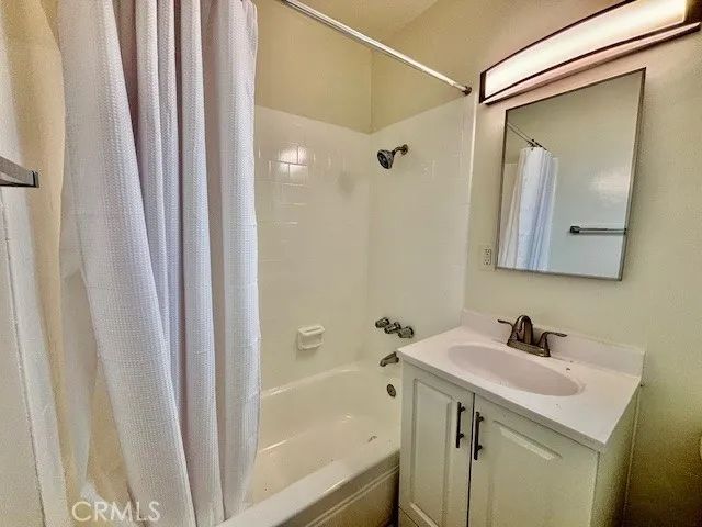 12425 Harris 1, Lynwood, CA 90262