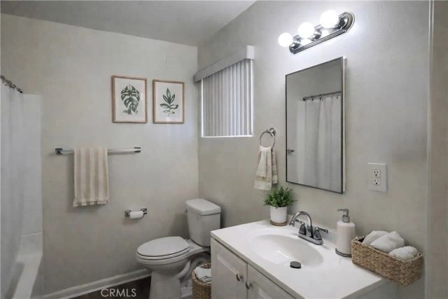 12425 Harris 1, Lynwood, CA 90262