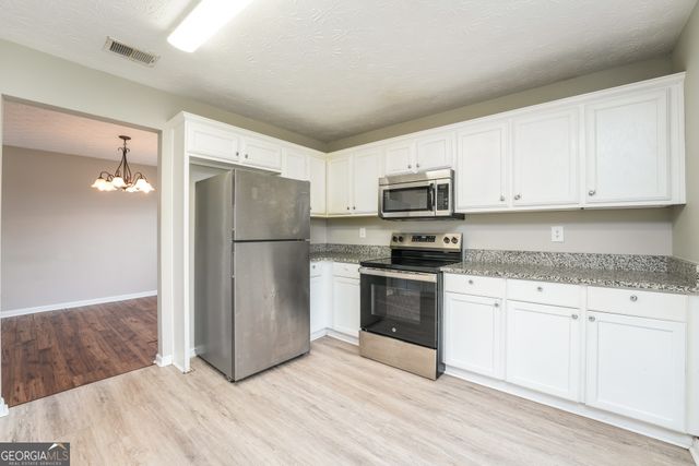 510 Trinity Trail, Ellenwood, GA 30294