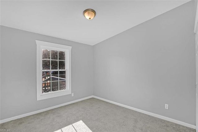 104 Blackwood CT, Yorktown, VA 23693