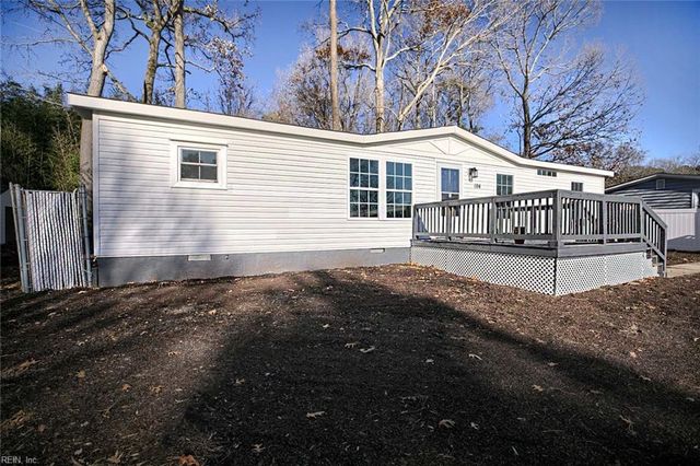 104 Blackwood CT, Yorktown, VA 23693