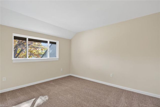 563 Ayrshire Way Apt E, Newport News, VA 23602