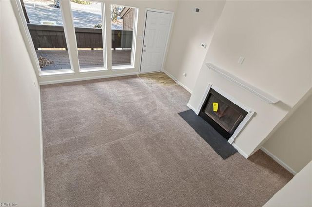 563 Ayrshire Way Apt E, Newport News, VA 23602