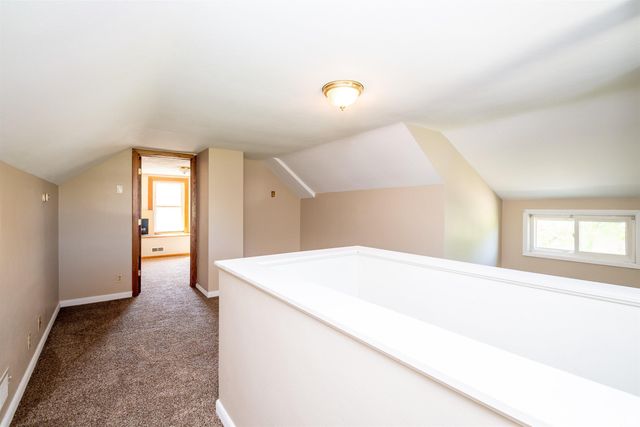 4800 W MIDDLE Road, Peoria, IL 61605