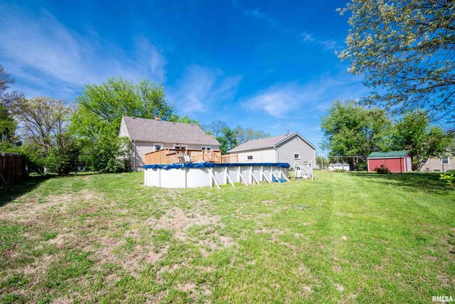4800 W MIDDLE Road, Peoria, IL 61605