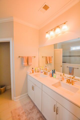 1596 Prince Edward Street, Mount Pleasant, SC 29464