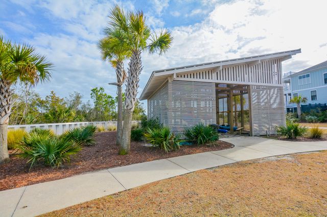 1596 Prince Edward Street, Mount Pleasant, SC 29464