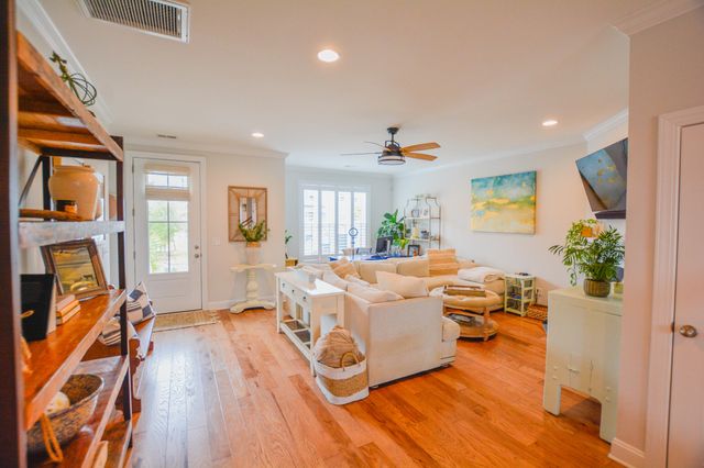 1596 Prince Edward Street, Mount Pleasant, SC 29464