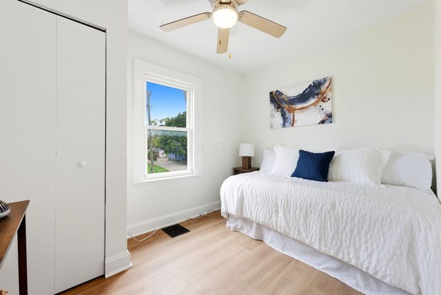 2143 Leonard Avenue, Columbus, OH 43219