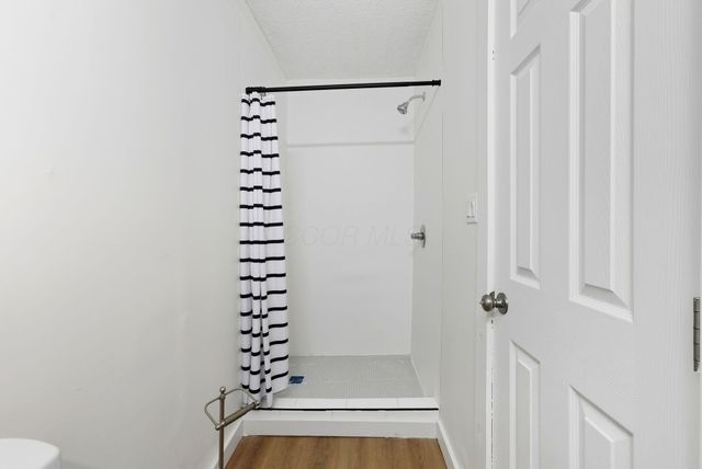 2143 Leonard Avenue, Columbus, OH 43219