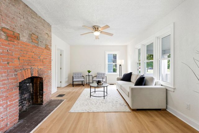 2143 Leonard Avenue, Columbus, OH 43219