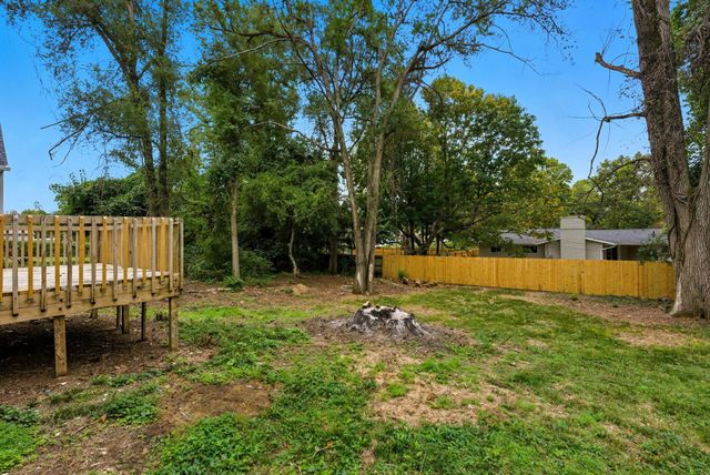 2143 Leonard Avenue, Columbus, OH 43219