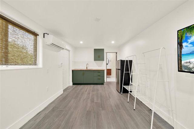 16380 SW 279th St, Homestead, FL 33031