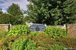 560 River Road 30, Shelton, CT 06484