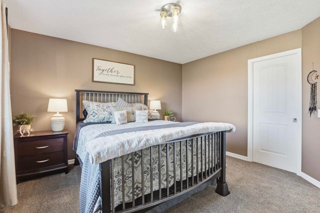 5607 N Malta St, Newman Lake, WA 99205